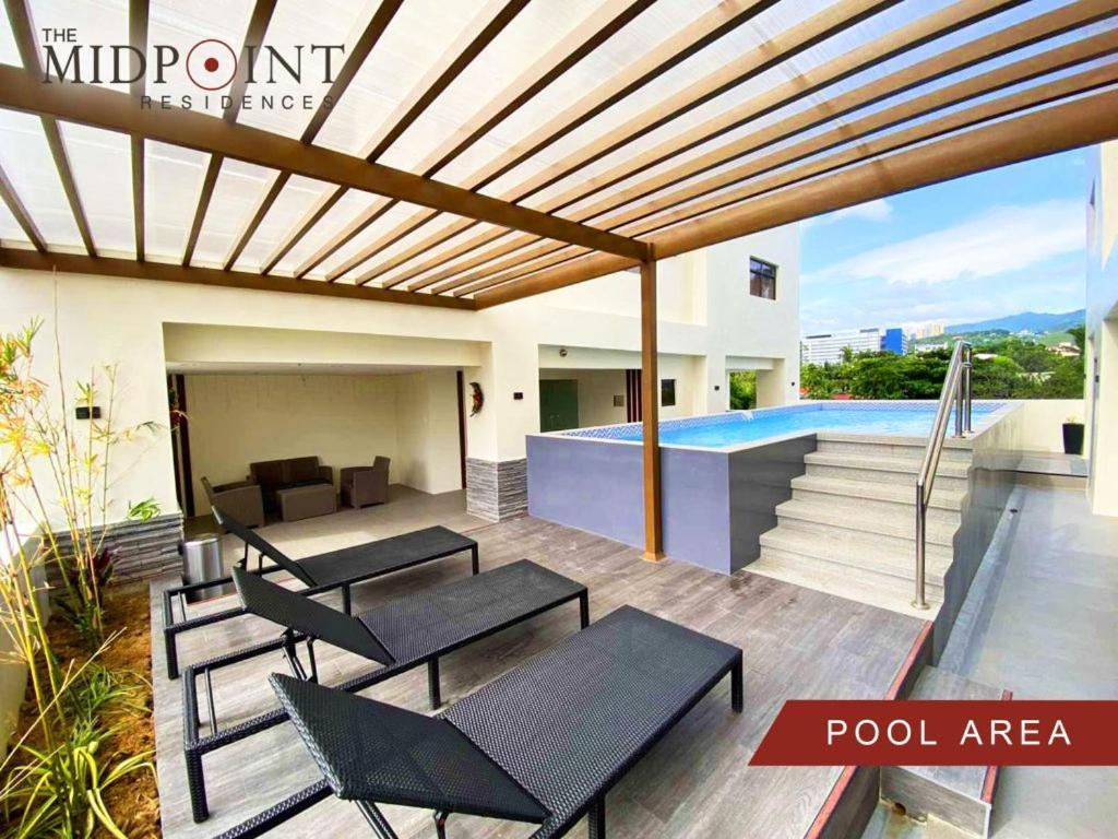 2 Bedroom Condo @ Midpoint Residences W/ City View Mandawe Dış mekan fotoğraf